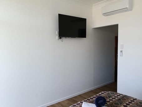 Interior. Blackbutt Motel