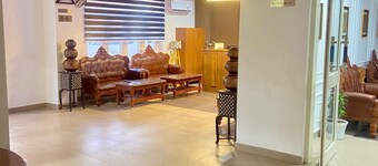 Lords Studio Inn Chintpurni