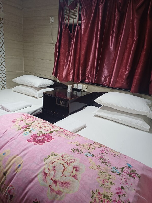 Free WiFi - EVEREST BASE CAMP HOSTEL (Kowloon)