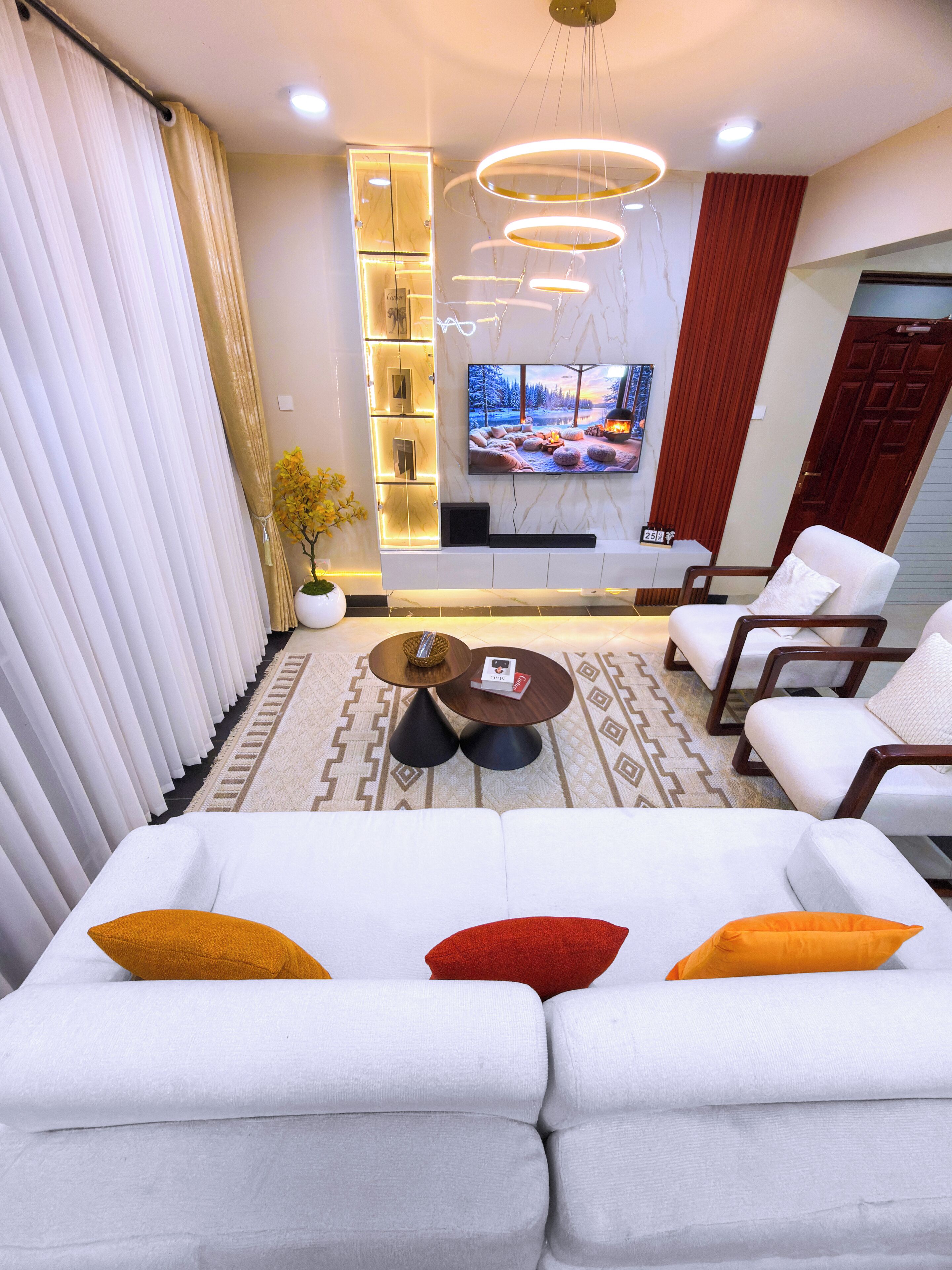 ファミリー アパートメント バルコニー シティビュー | リビング エリア