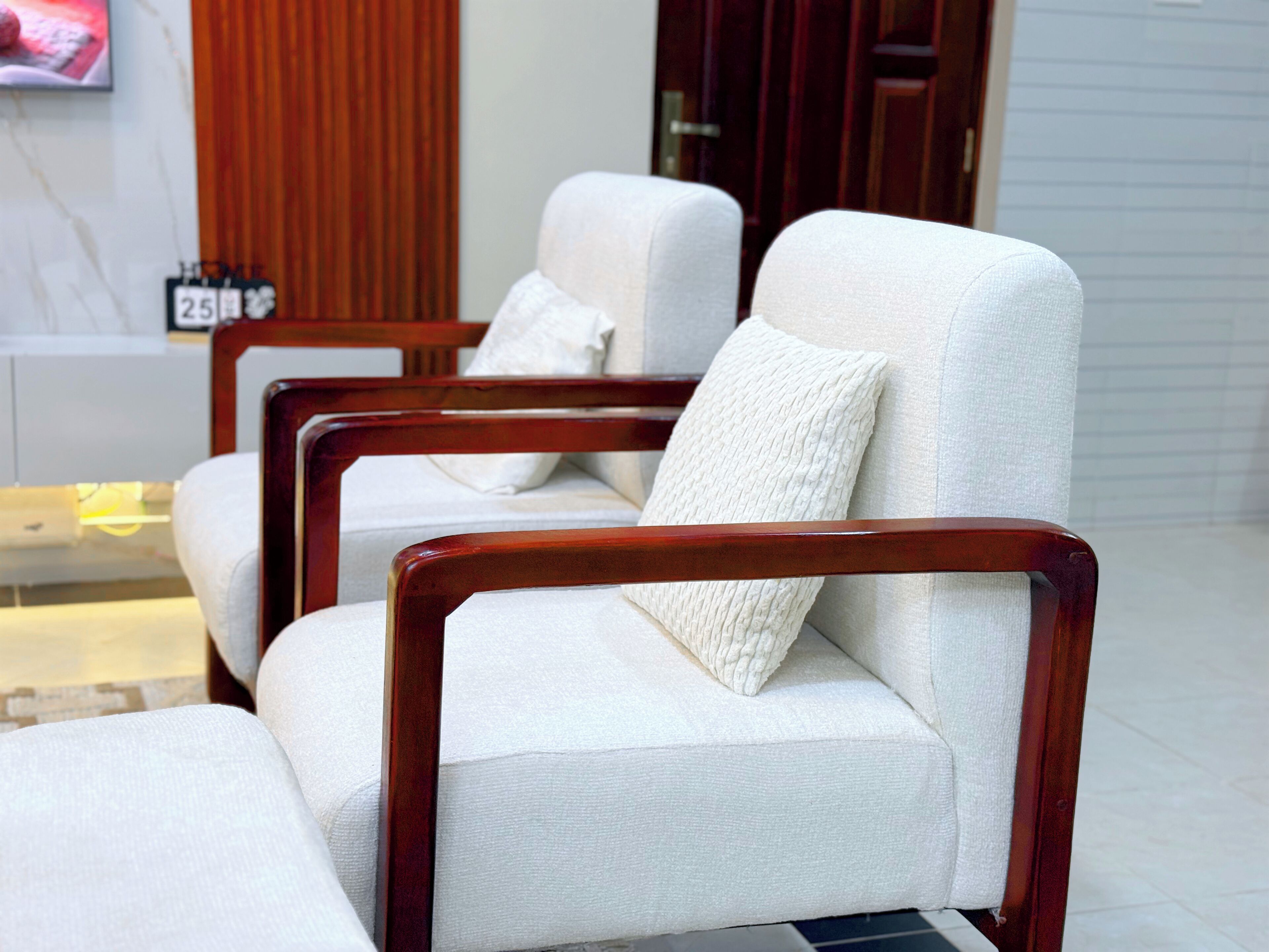 家庭公寓, 阳台, 城市景观 | 起居区