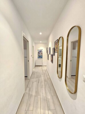 Interior - Contemporary Haven of La Marsa S 22 (Marsa)