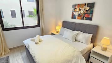 2 chambres, fer et planche à repasser, accès Internet, draps fournis