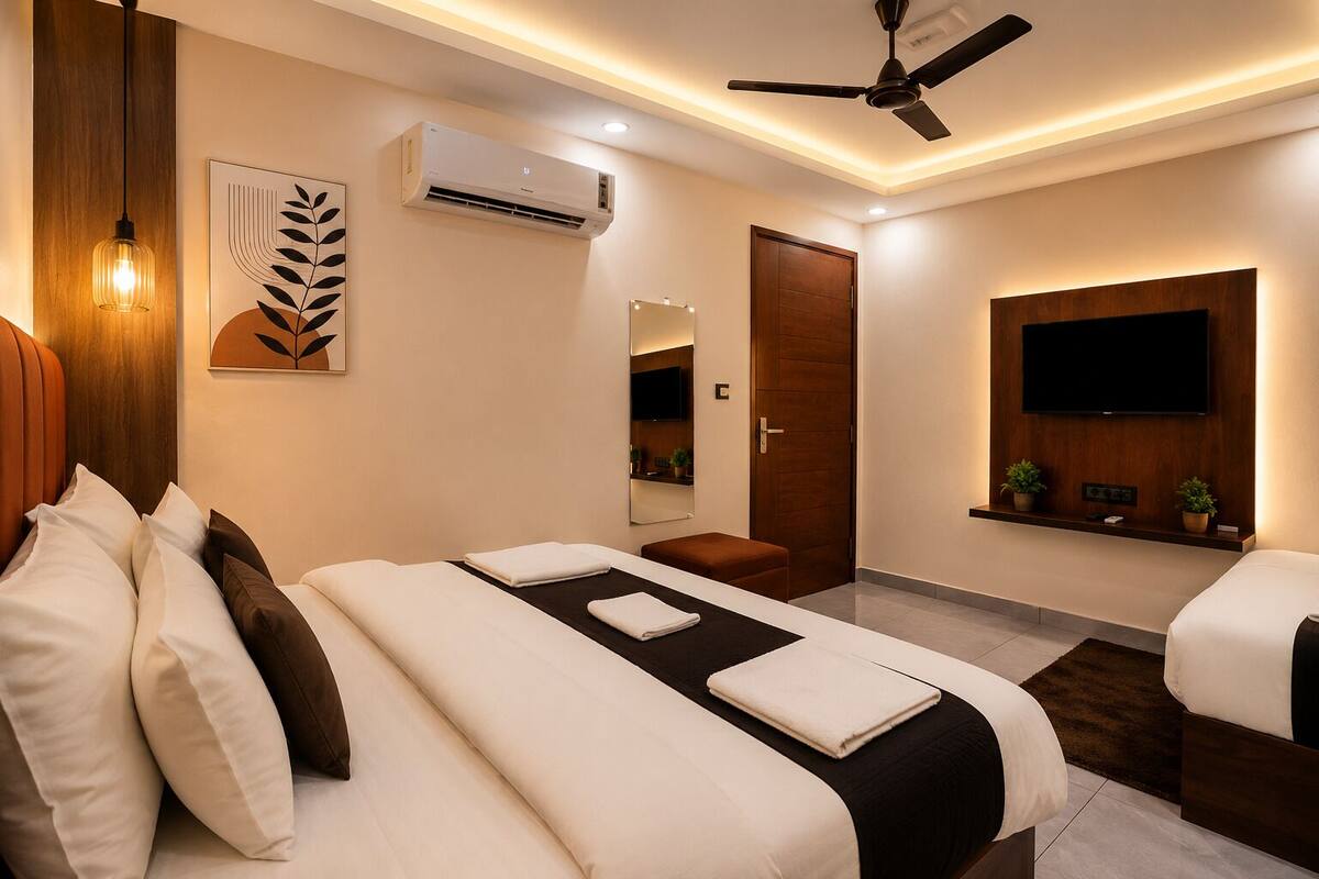 Family Room | Iron/ironing board, WiFi (free)