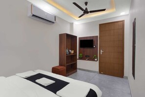 Habitación Deluxe | Tabla de planchar con plancha y wifi gratis