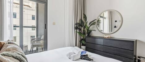 Bügeleisen/Bügelbrett, WLAN, Bettwäsche