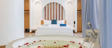 5 quartos, ferros/tábuas de passar roupa, Wi-Fi, roupa de cama