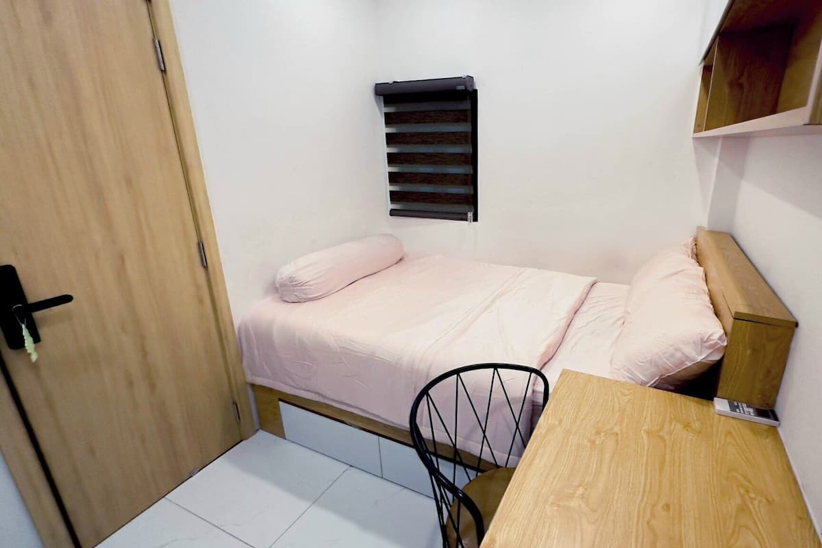 Basic Room | Reception