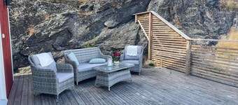 Modern Cottage with Sea View in Svanesund | SE09151