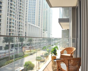 Interior - 2BR beachfront apartment with rooftop pool & Palm Jumeirah views (Dubai)