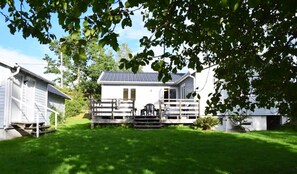 Terrace/patio - Spacious cottage in Svanesund near beach and grocery store | SE09163 (Svanesund)