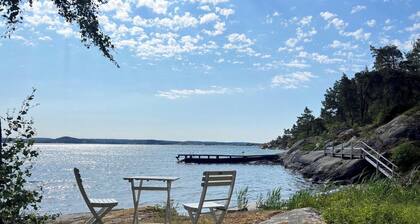 Dog-friendly cottage with boat & private jetty on Tjörn | SE09170