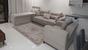 Apartemen Deluks, balkon, pemandangan kebun | Area keluarga