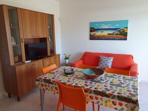 Interior - Cozy vacation home with private pool 5 minutes from the beach (Torre dell'Orso)