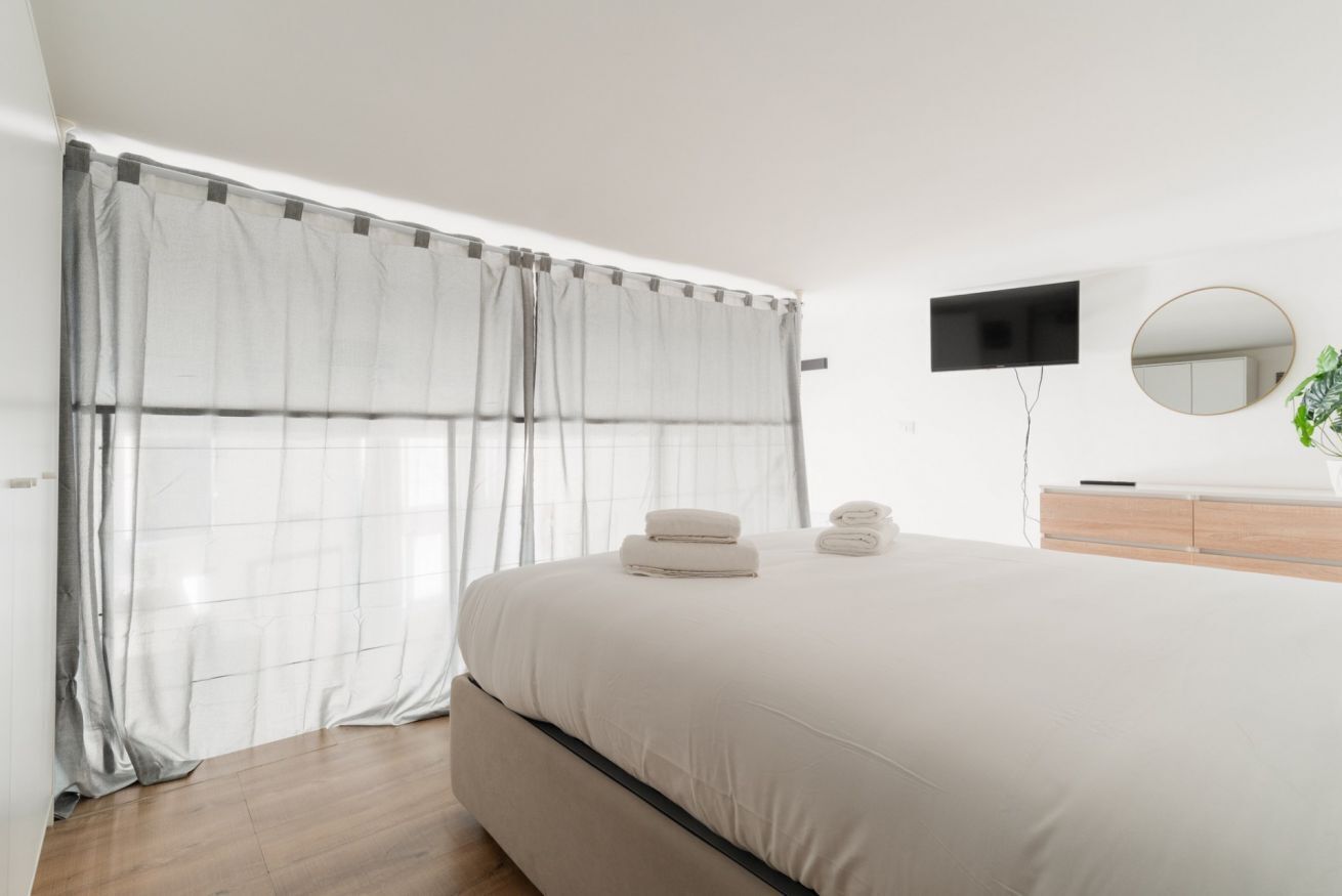 2 Schlafzimmer, Bügeleisen/Bügelbrett