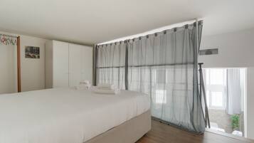 2 camere, ferro/asse da stiro