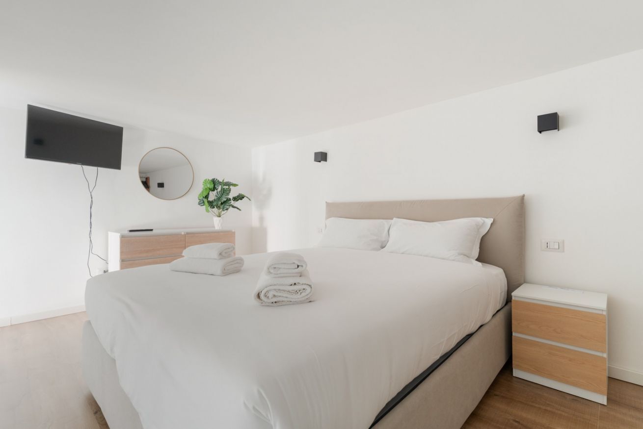 2 camere, ferro/asse da stiro