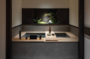 Bañera de hidromasaje privada