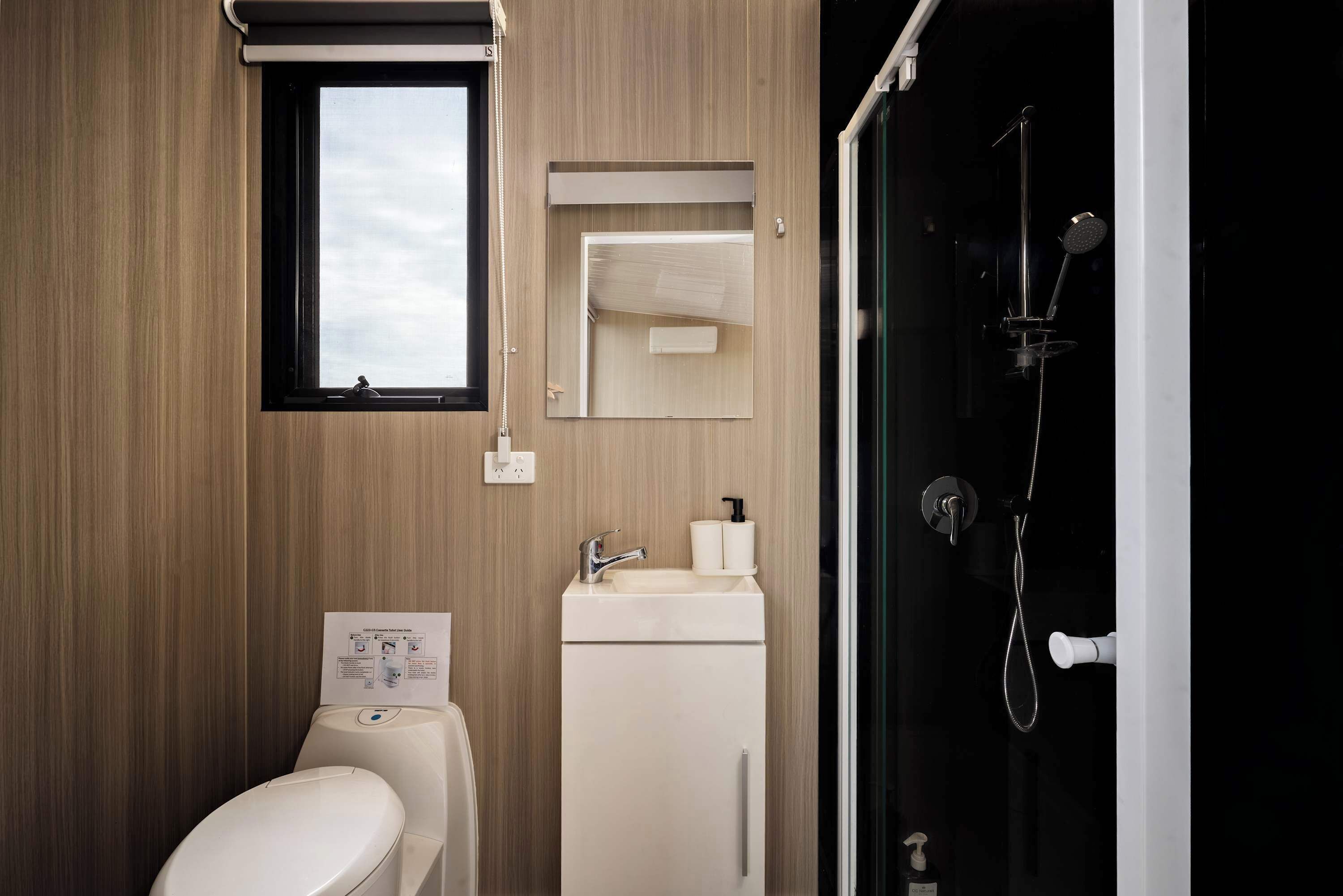 淋浴設備、風筒、提供毛巾