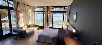 Peaceful villa with pool 15min from Rennes