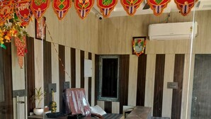 Reception - Hotel Paradise (Danta Ramgarh)