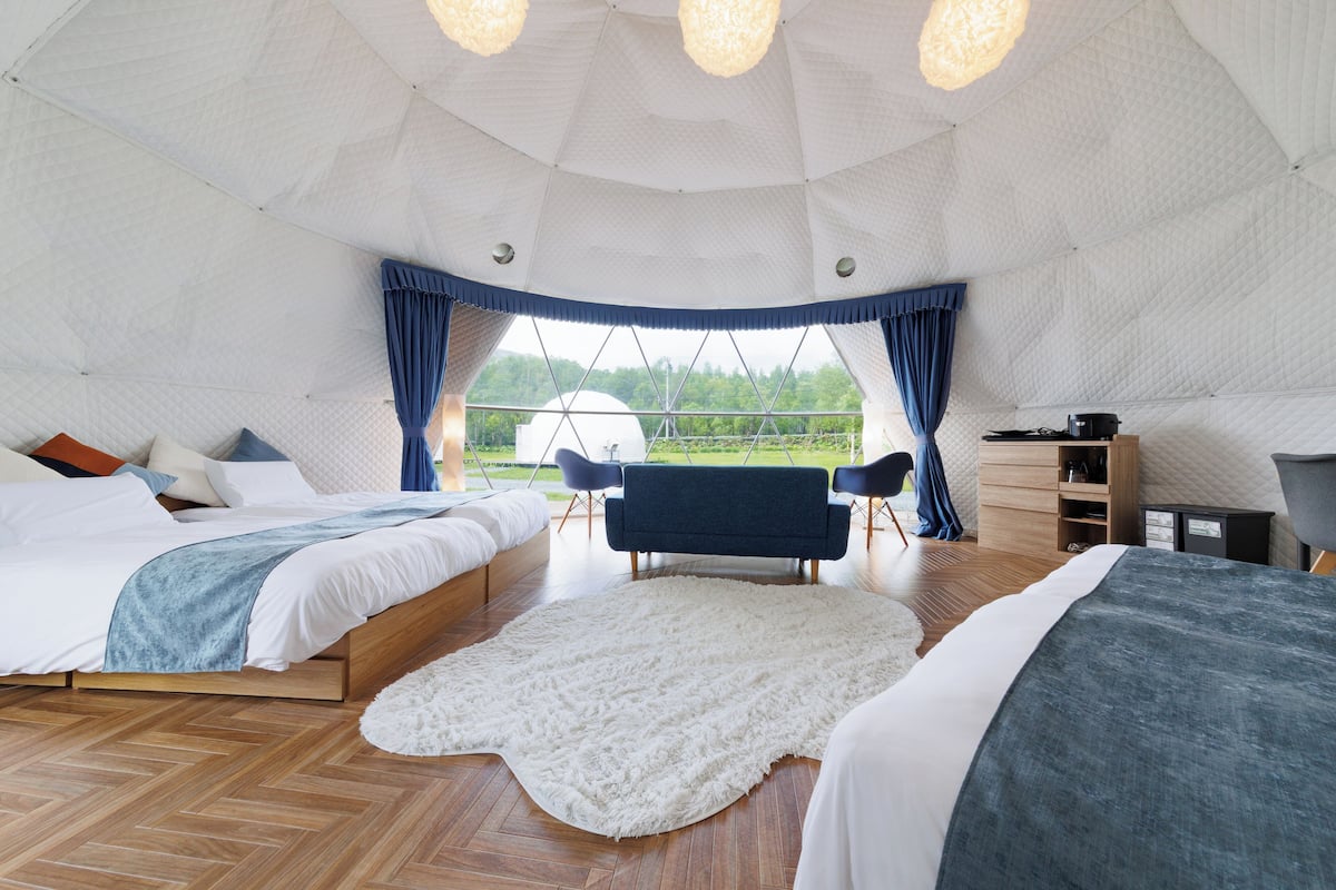 Tent, Mountain View | Blackout drapes