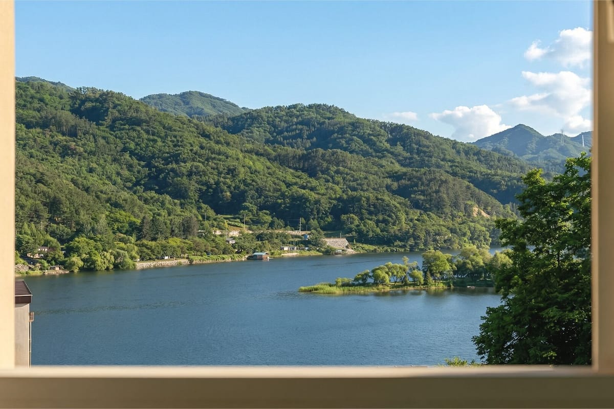 Basic Room, 2 Bedrooms (302) | 1 bedroom, free WiFi