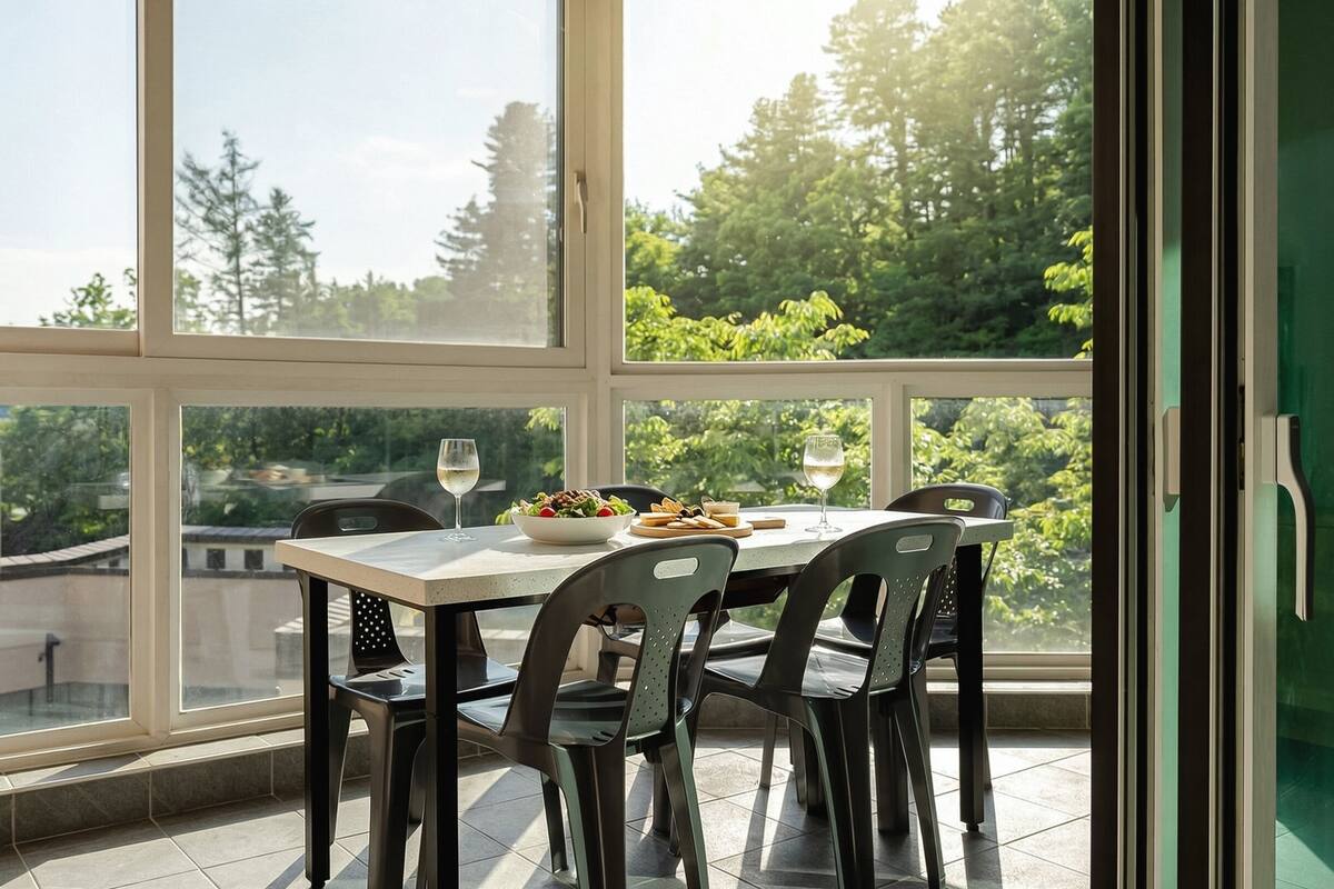 Basic Room, 2 Bedrooms (202)