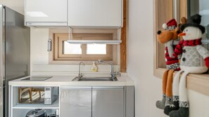 Basic Room, 1 Bedroom (Entire house) | 1 bedroom, free WiFi - Migasil Family & Private Pension (Gapyeong)