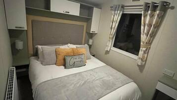 4 soverom, individuelt dekorert og individuelt innredet