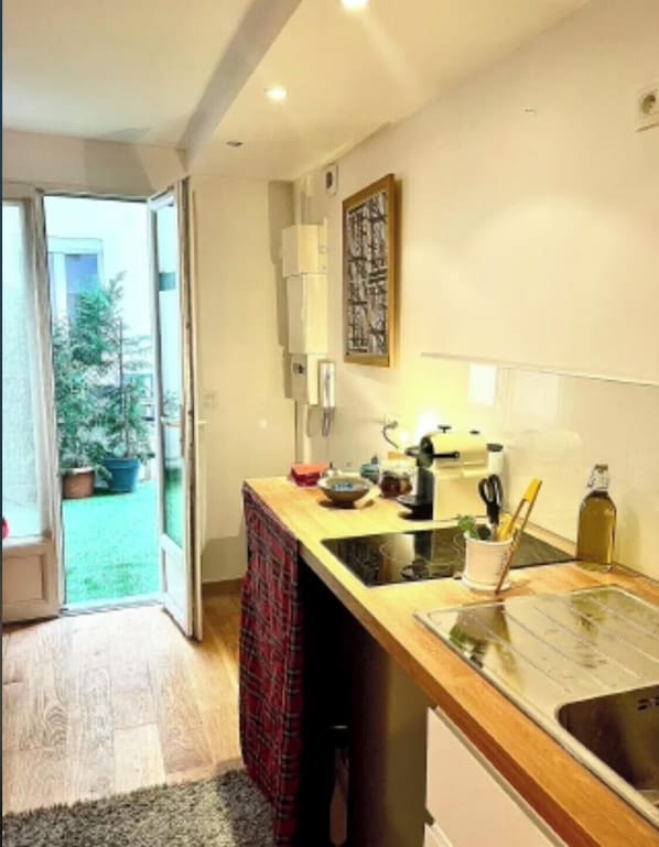 Private kitchen - Like a little house in Paris (Paris)