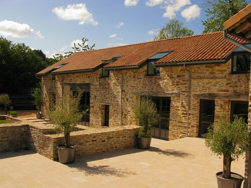 Beautiful 6-Bedroom Villa in heart of Haute-Vienne