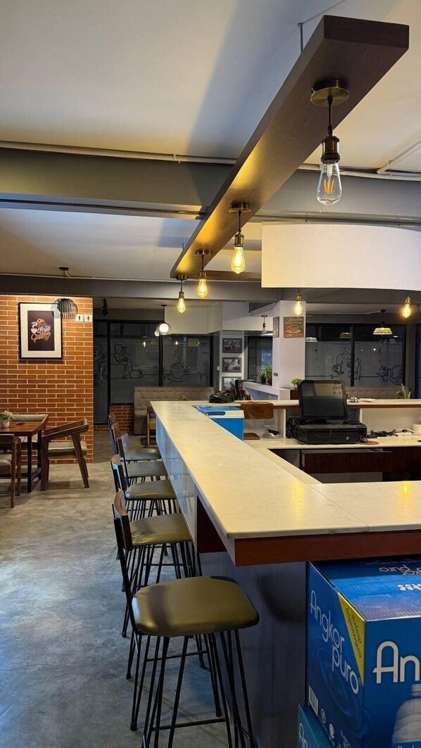 Restaurant - Amora De Cafe & Guest House (Phnom Penh)