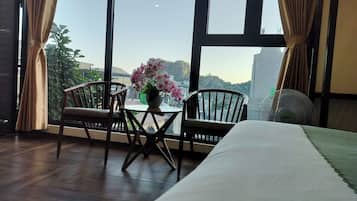 ห้องจูเนียร์ดับเบิล, วิวภูเขา | โต๊ะทำงาน, พื้นที่ทำงานแบบใช้แล็ปท็อป, Wi-Fi ฟรี