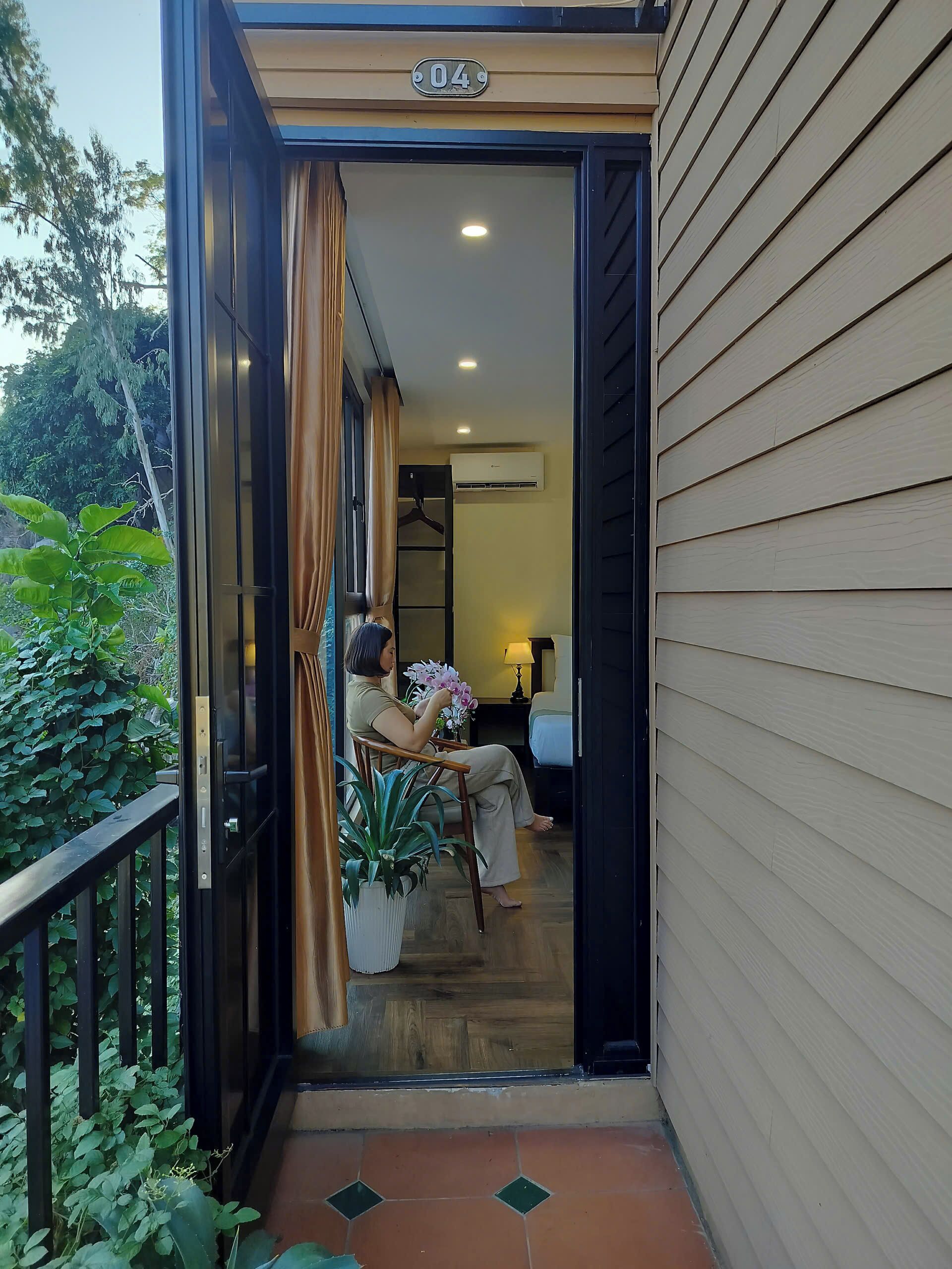 Dobbeltrom – junior, fjellutsikt | Skrivebord, skrivebord for bærbar PC og wi-fi (inkludert)