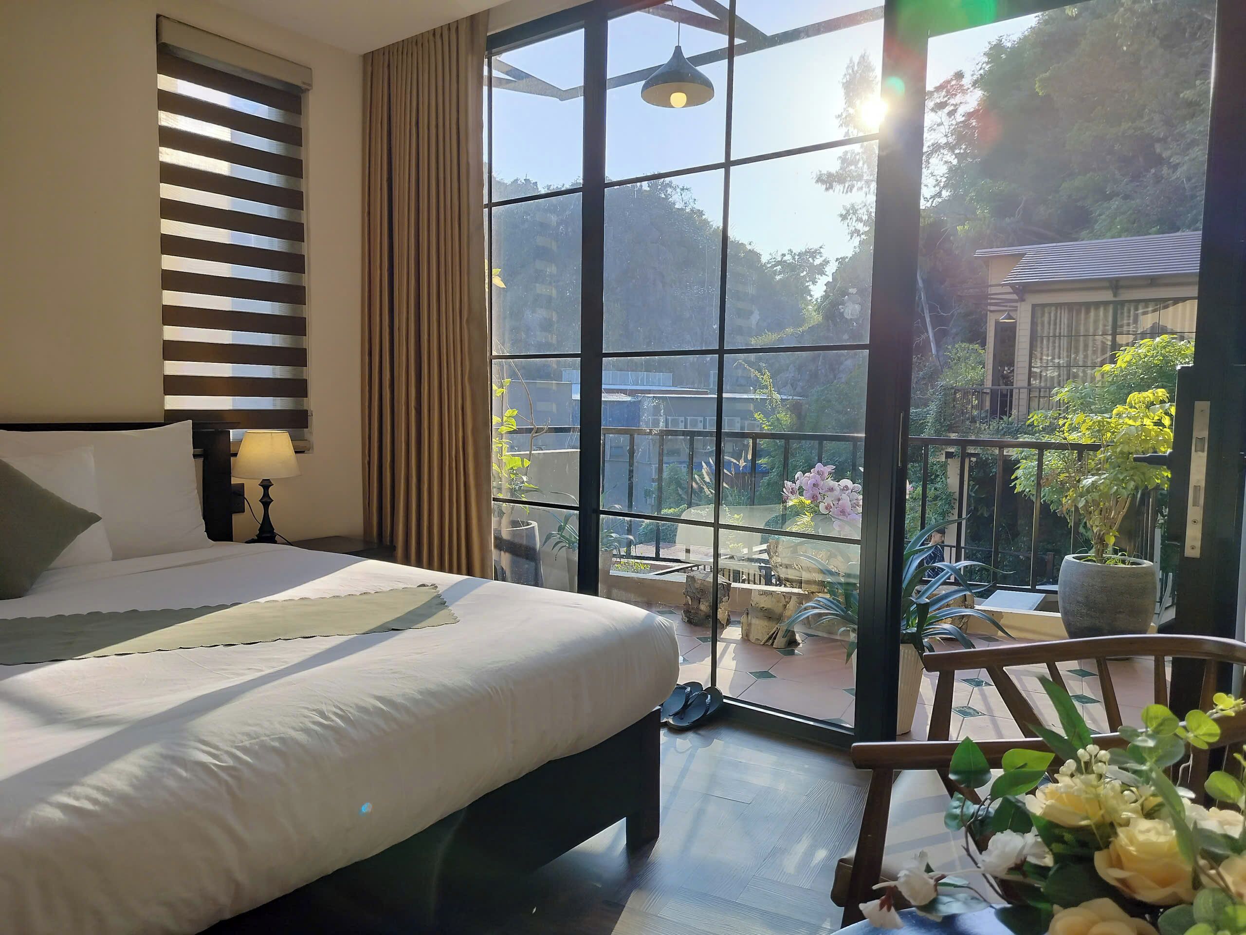 Family Triple Room, Mountain View