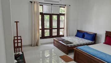 Lägenhet - 3 sovrum - utsikt mot trädgården