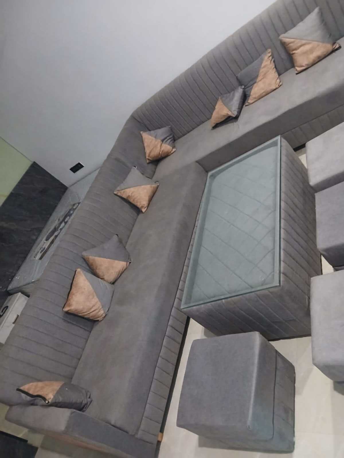 Laptop workspace, rollaway beds, free WiFi, bed sheets