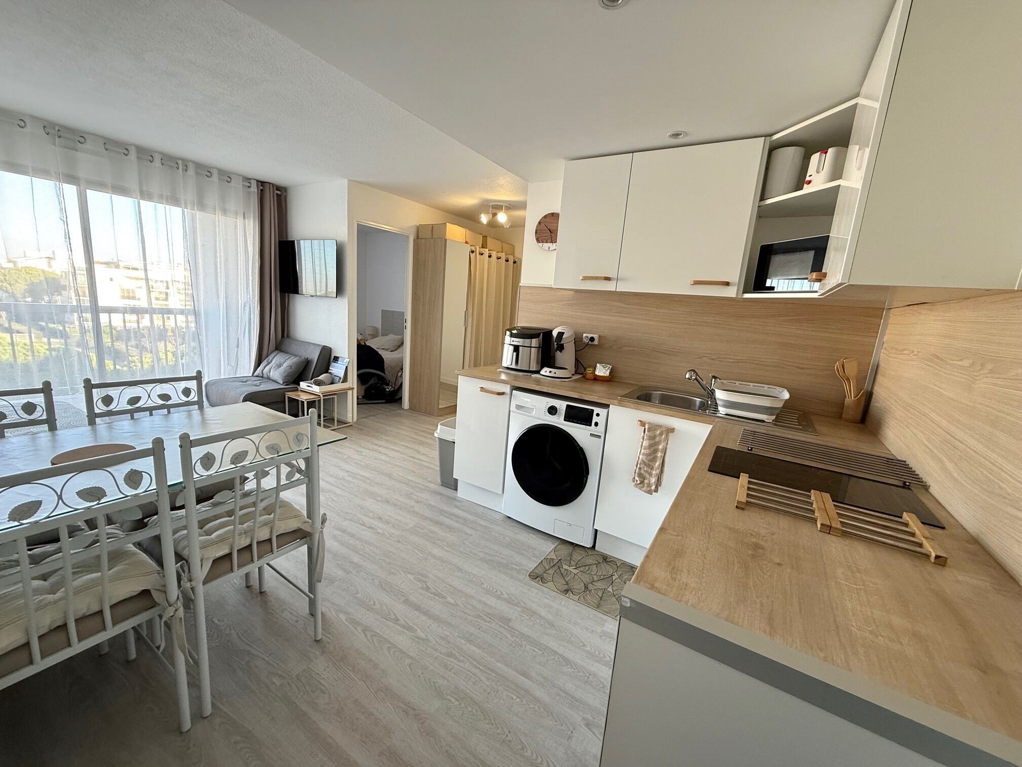 Mikrobølgeovn og kokeplater