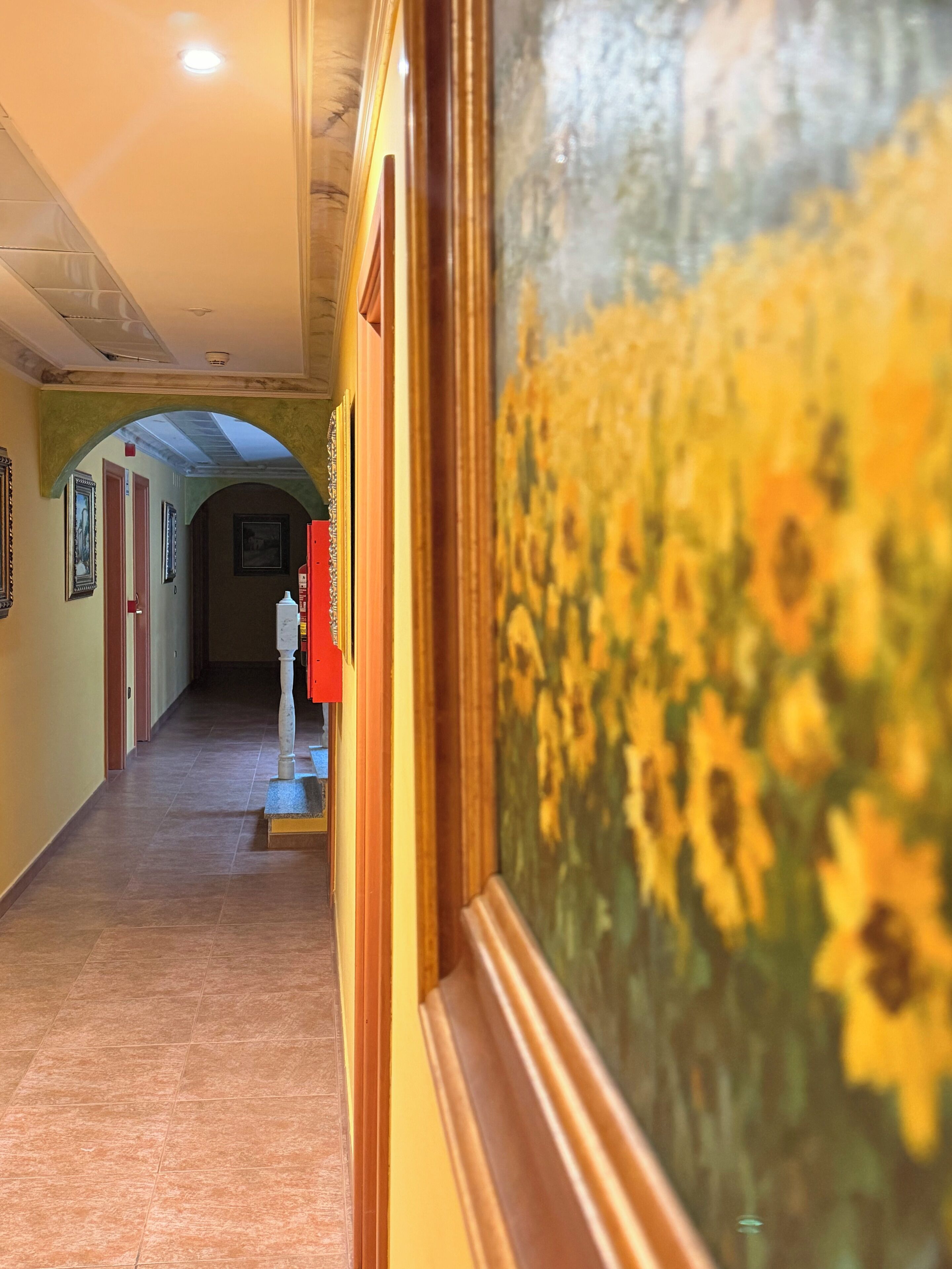 Standaard eenpersoonskamer, uitzicht op binnenplaats | Interieur