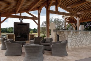 Terrace/patio - Mas Le 7 12km from Saint Remy de Provence - 15km from Avignon - 2km from Saint Andiol (Saint-Andiol)