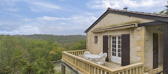 Lovely valley view for 3 adults / 2 children