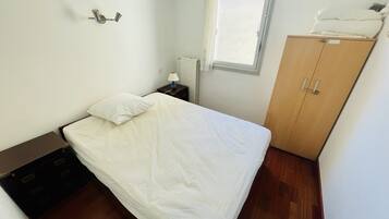 Apartemen | 3 kamar tidur dan setrika/meja setrika