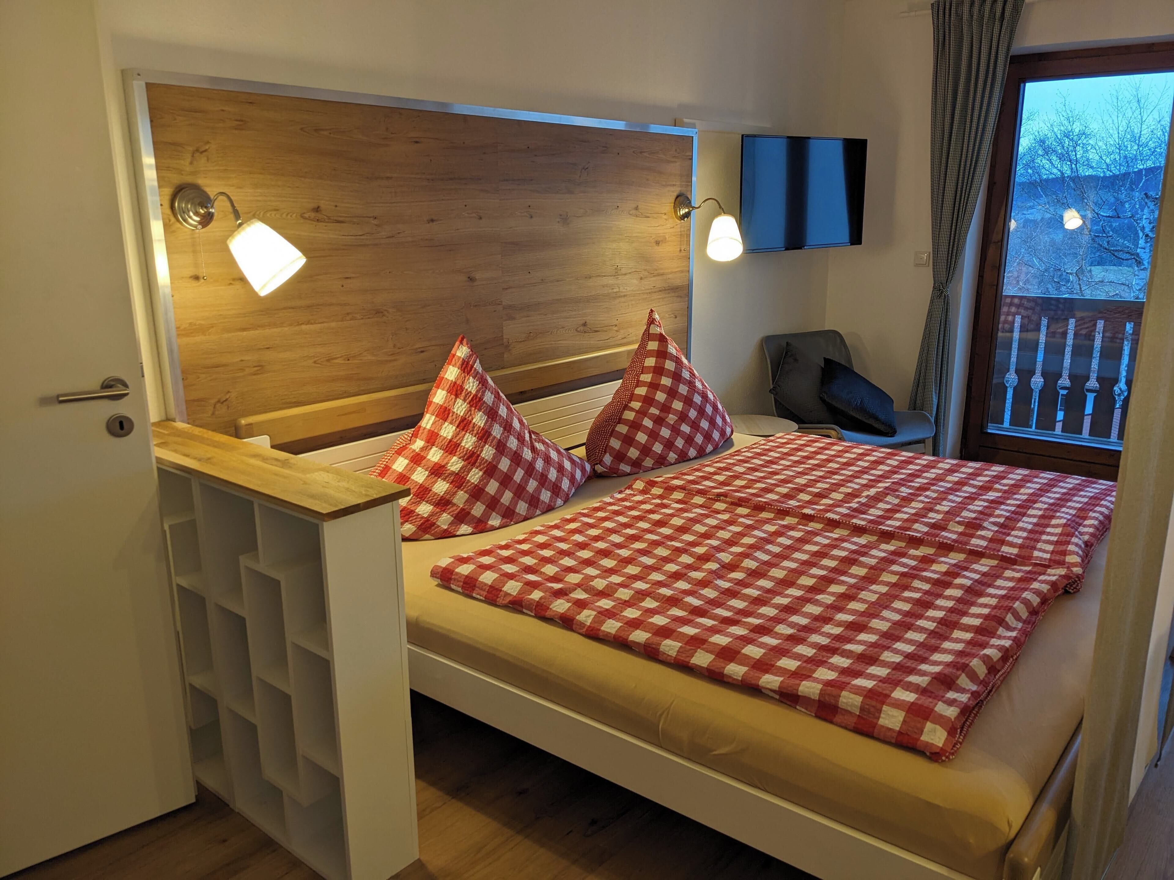 Doppelbett 2x2 Meter