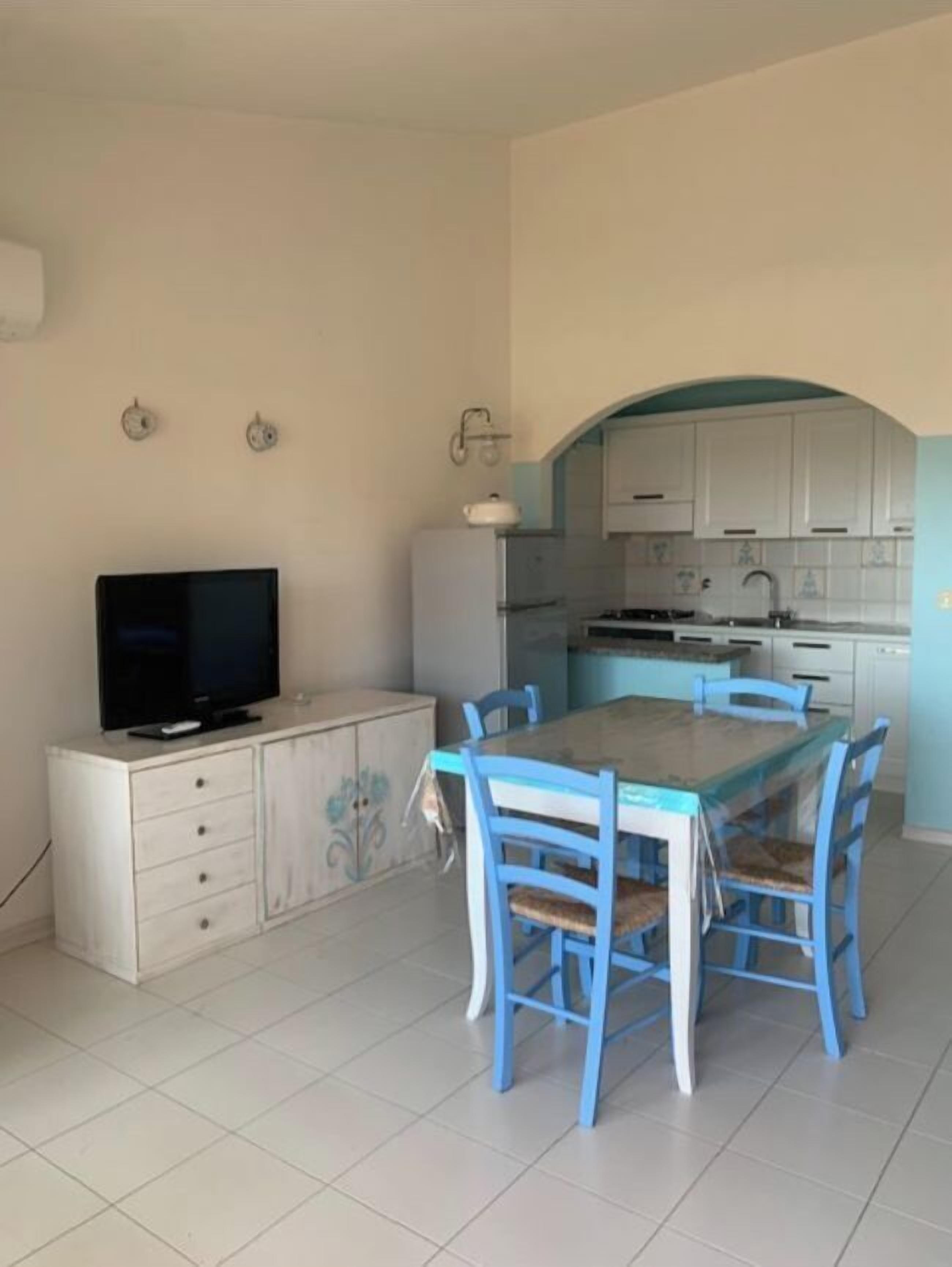 大冰箱、炉灶、厨具/餐具