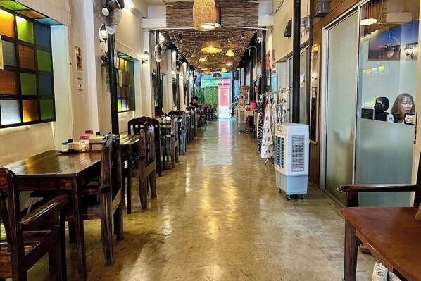 Dining - Lanna Guest House (Chiang Mai)