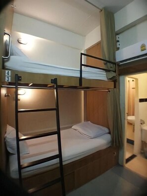 Room - Manee Guest House (Chiang Mai)