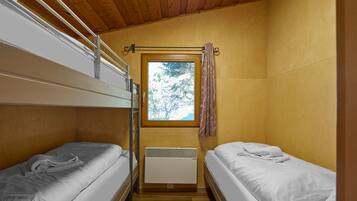 2 bedrooms, free WiFi