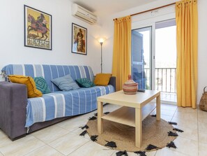 TV - Miramar Hills by Interhome (Tossa de Mar)