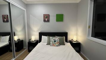 Bügeleisen/Bügelbrett, WLAN, Bettwäsche